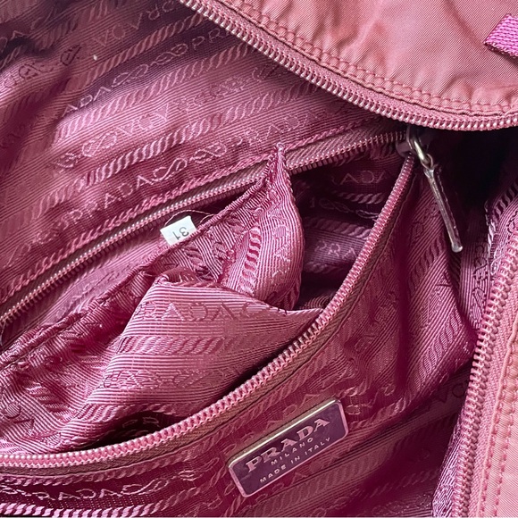 ❤️SOLD❤️Prada burgundy red Tessuto nylon triangle logo shoulder tote bag - Picture 10 of 11